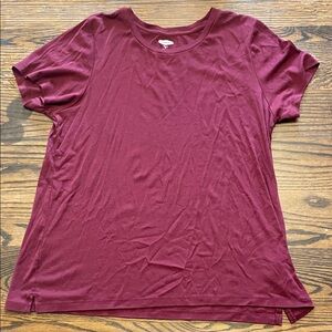 Old Navy Women's Short Sleeve Burgundy Tee